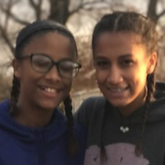 Meet your Posher, Mya - Picture 1 of 1